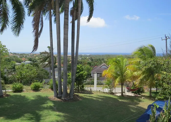 The Retreat @ A Piece Of Paradise Bed & Breakfast *