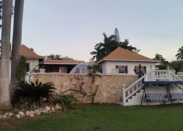 The Retreat @ A Piece Of Paradise * Montego Bay